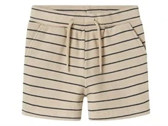 Beige shorts fra Name It med mørkeblå striber 13241275 navy blazer